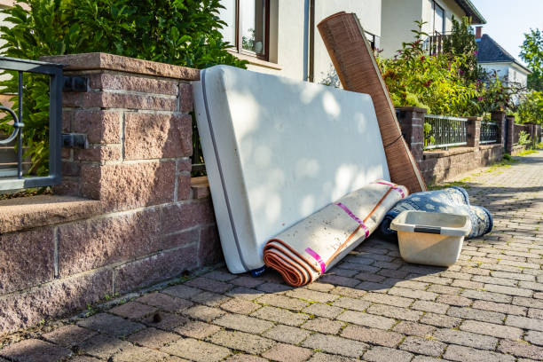Best Commercial Cleanout Services  in Deville, AL